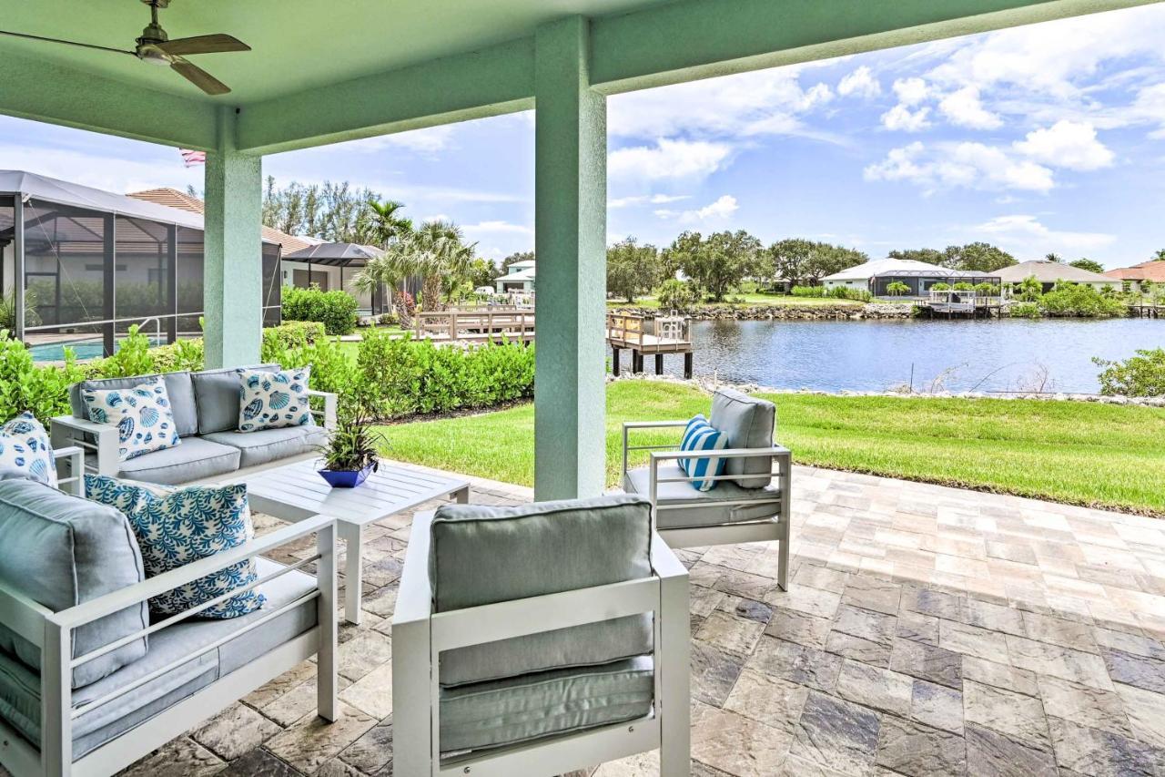 Luxurious Canal-Front Retreat With Game Room! Naples Exterior photo